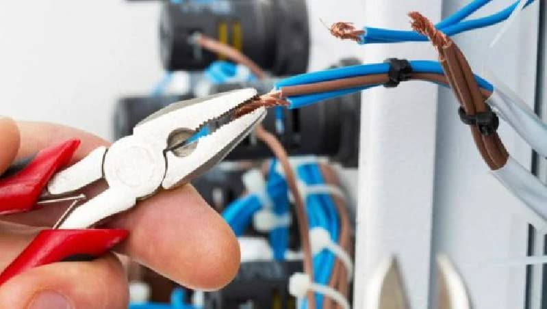 مشاغل مرتبط با برق ساختمان